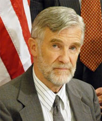 Ray McGovern photo from Wikipedia